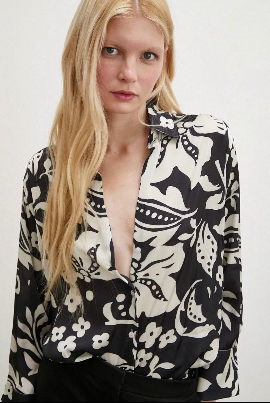 black&white flower shirt