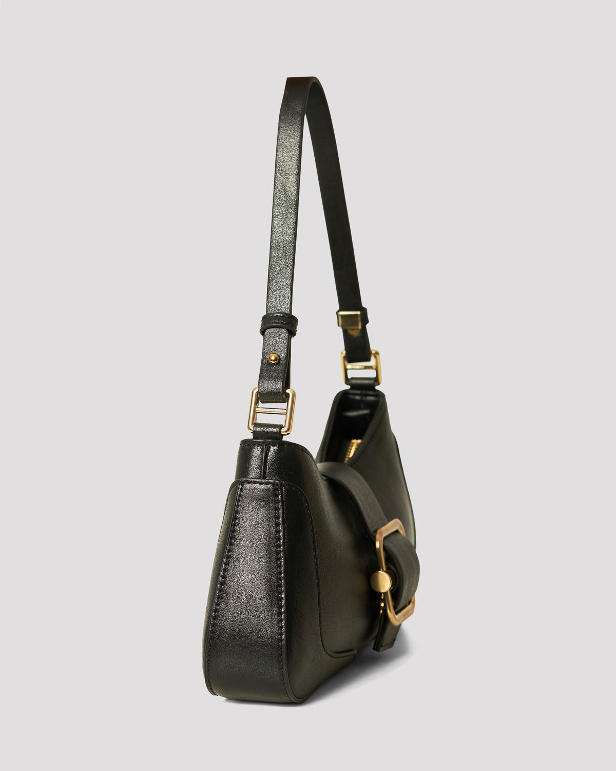 Signature Buckle Bag Black
