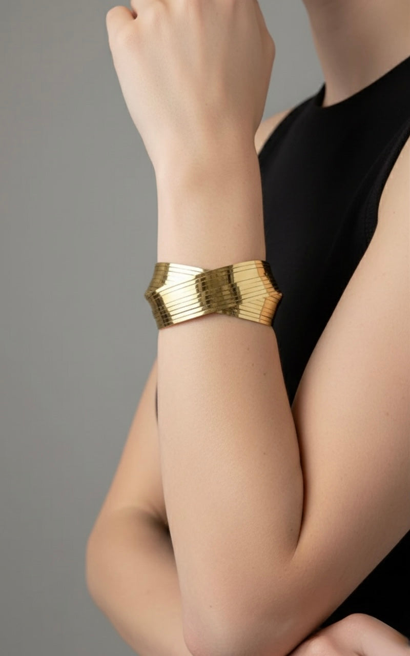 Twist bangle