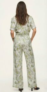 Linen Patterned Set