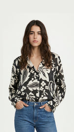 black&white flower shirt