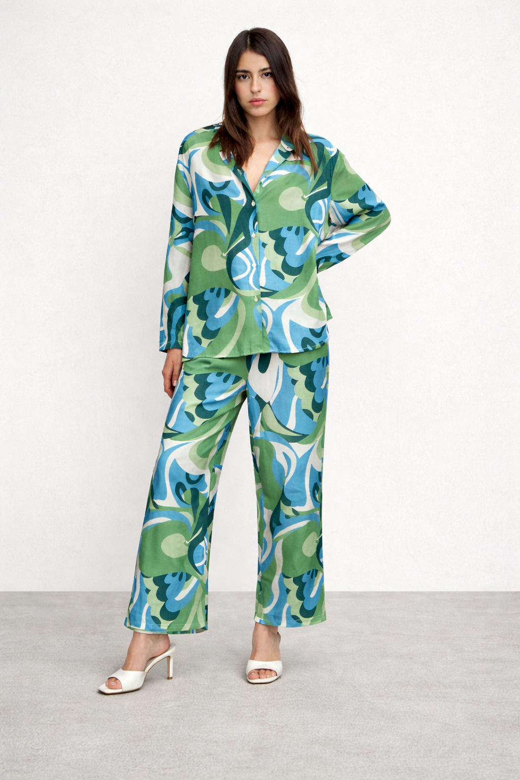 green pattern set